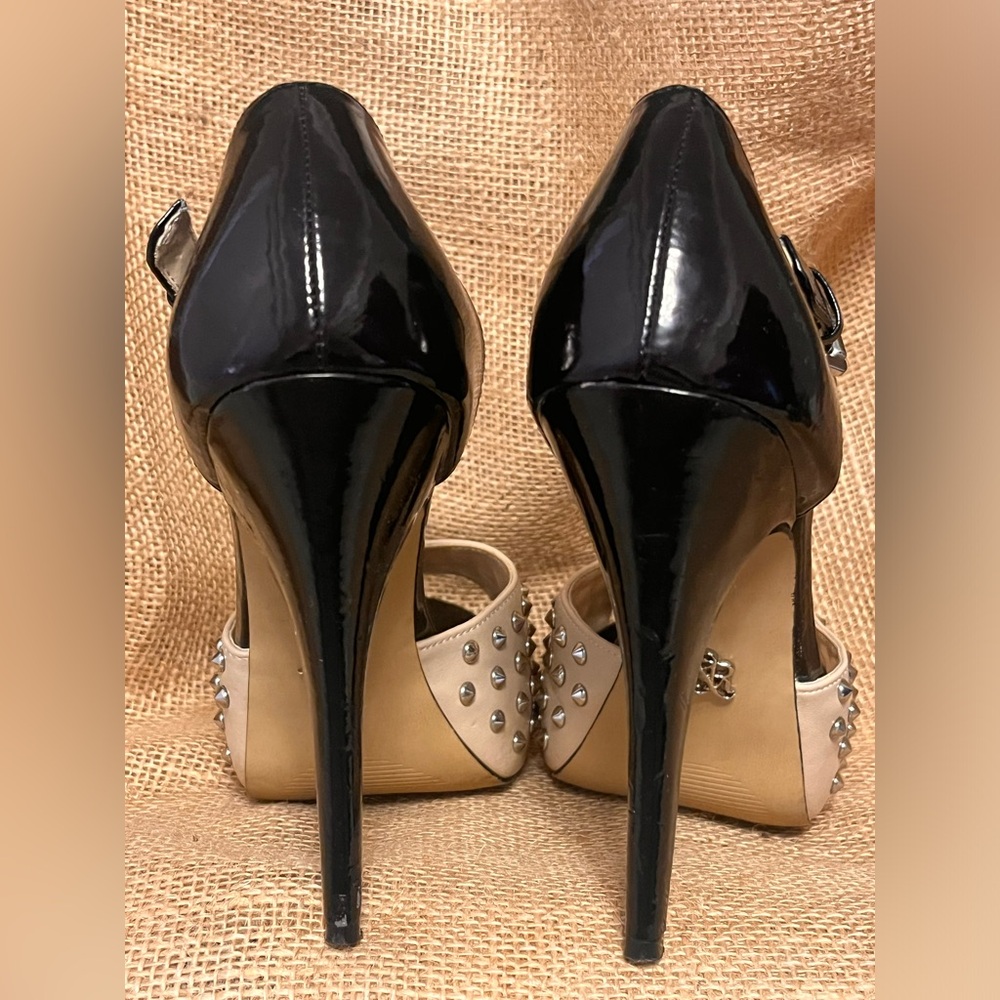 ROCK & REPUBLIC Studded Platform Stiletto Black/Cream w/Ankle Buckle  Size 7 - Picture 4 of 11